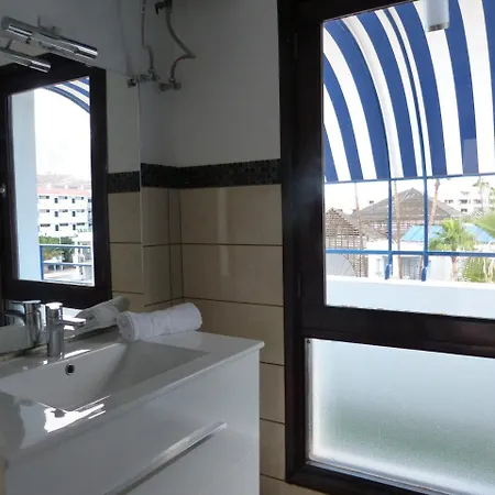 Suncanarias Apartamento Funchal 303 * Arona